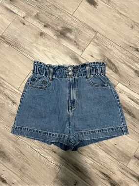 Forever 21 High-Rise Ruched Waist Denim Shorts - Blue